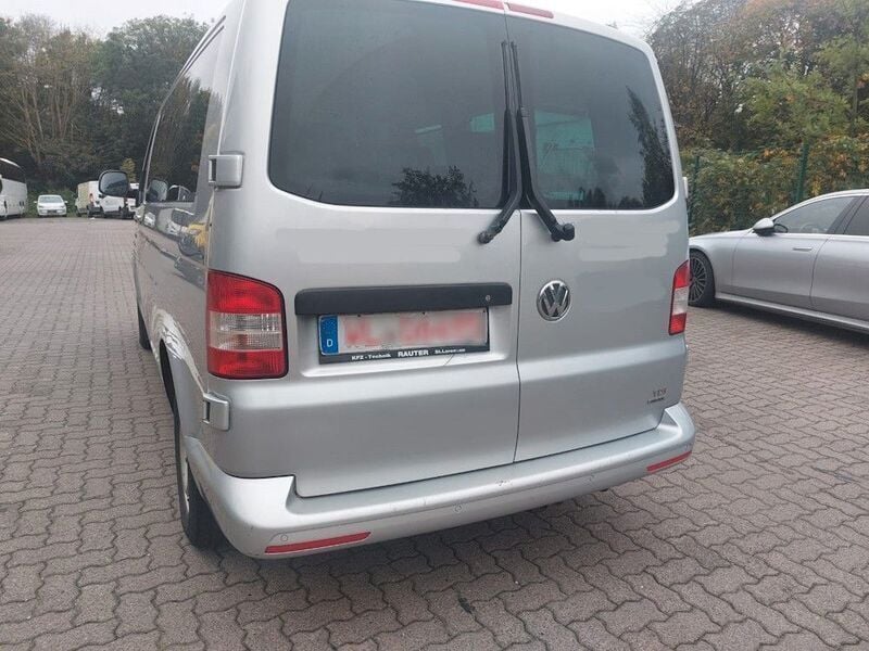 Gebraucht VW T5 Comfortline 140 PS (102 kW) 2013 Silber Van