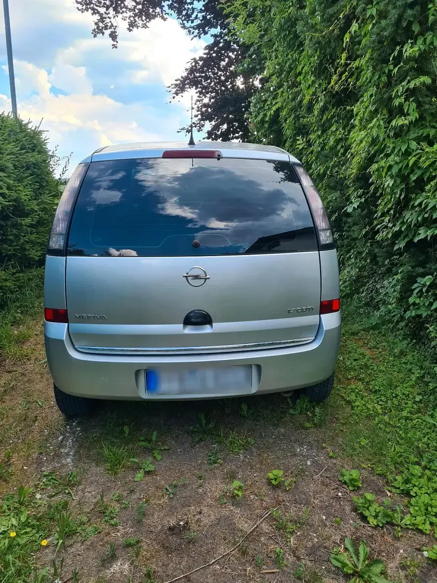 Gebraucht Opel Meriva 101 PS (74 kW) 2007 Silber Van / Kleinbus