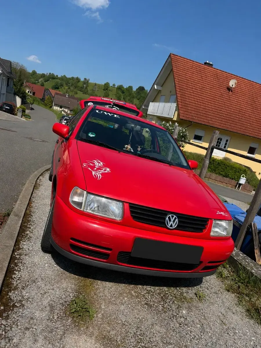 Second-hand VW Polo 70 CP (51 kW) 1999 Roșu Hatchback