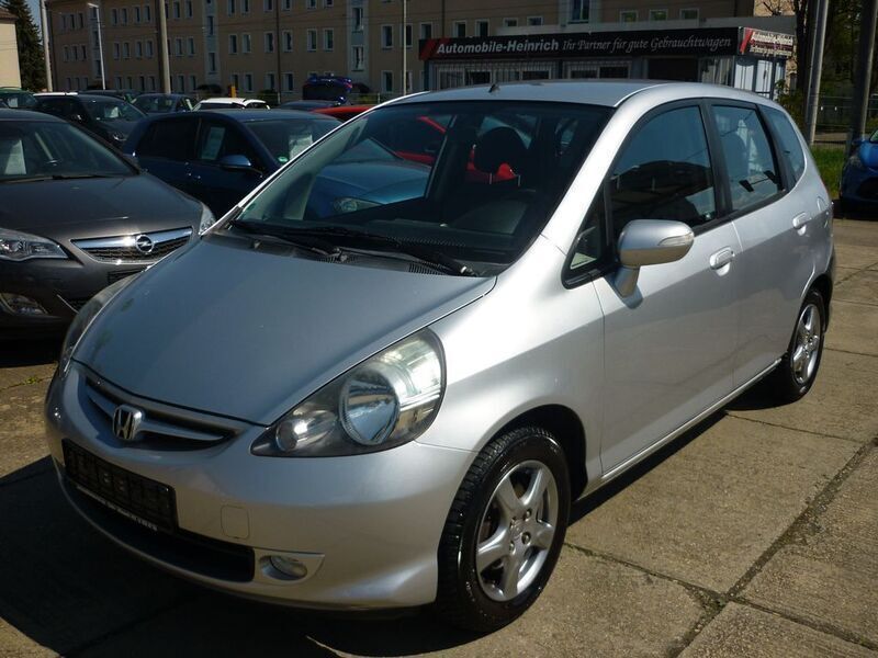 Alabaster silver m. Gebraucht 2008 Honda Jazz LS Kleinwagen | 3.900 € (Teuer) - Bild 1/4