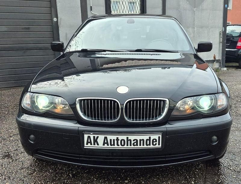 Gebraucht BMW 318 Sport Line 143 PS (105 kW) 2002 Schwarz Kombi