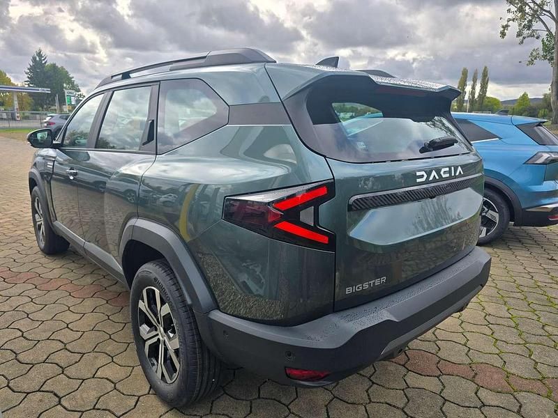 Neu Dacia Bigster Expression 140 PS (102 kW) 2025 Zedergrün dqk SUV