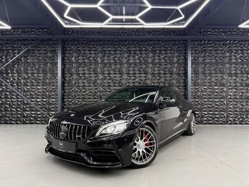 Schwarz Gebraucht 2018 Mercedes C63 AMG AMG Coupé | 57.890 € (Fairer Preis) - Bild 1/3