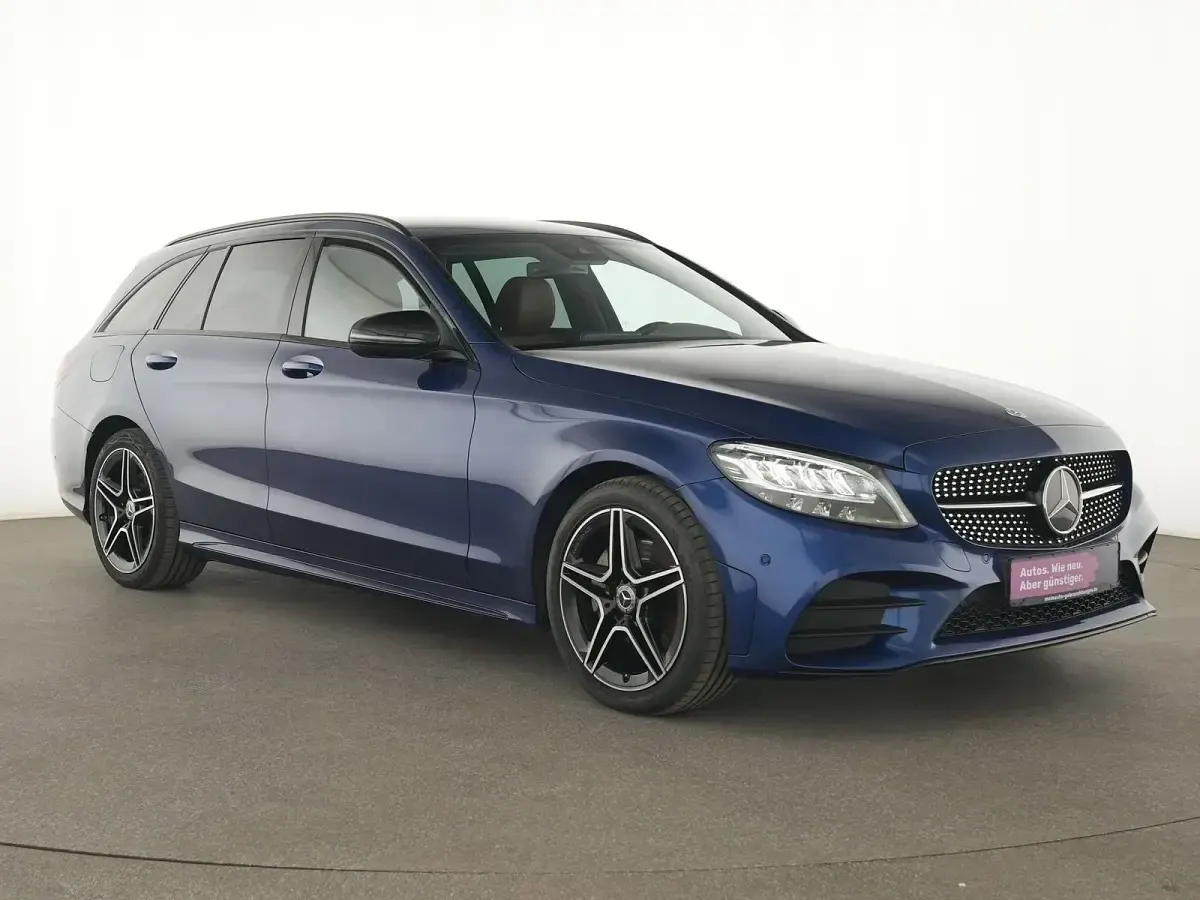 Gebraucht Mercedes C200 AMG line 160 PS (117 kW) 2020 Blau Limousine