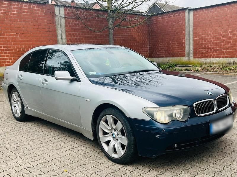 Gebraucht BMW 730 212 PS (155 kW) 2003 Silber Limousine