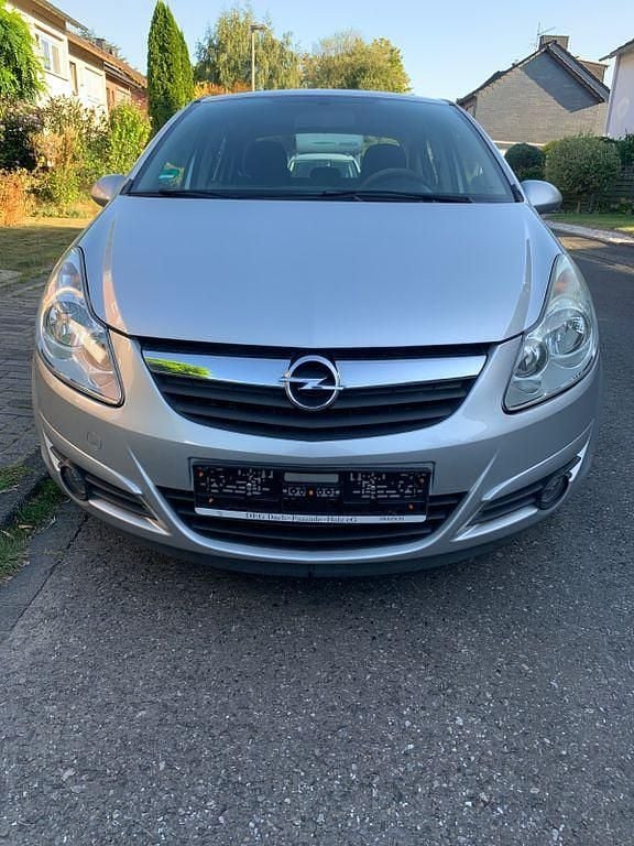 Silber Gebraucht 2011 Opel Corsa Edition Limousine | 1.750 € (Guter Preis) - Bild 1/4