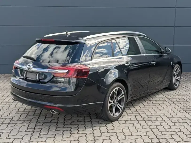 Gebraucht Opel Insignia OPC 194 PS (142 kW) 2014 Graphitschwarz metallic (metallic) Kombi