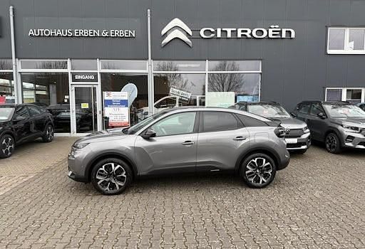 Neu Citroën C4 145 PS (106 kW) 2025 Grau Limousine