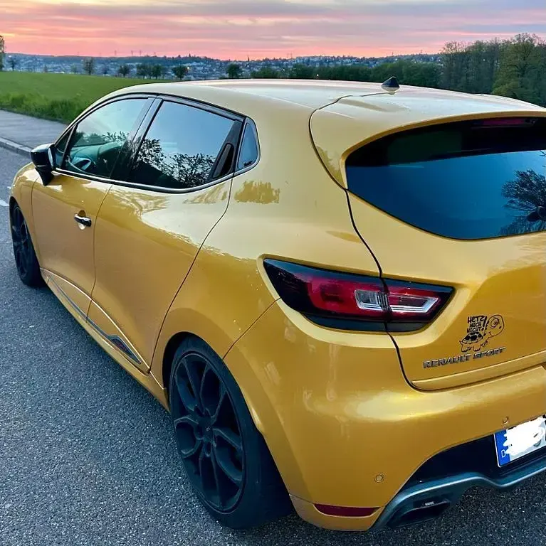 Gebraucht Renault Clio IV Trophy 220 PS (161 kW) 2018 Gelb Kleinwagen