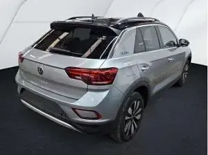 Gebraucht VW T-Roc Goal 150 PS (110 kW) 2025 Silber (pyritsilber metallic) SUV