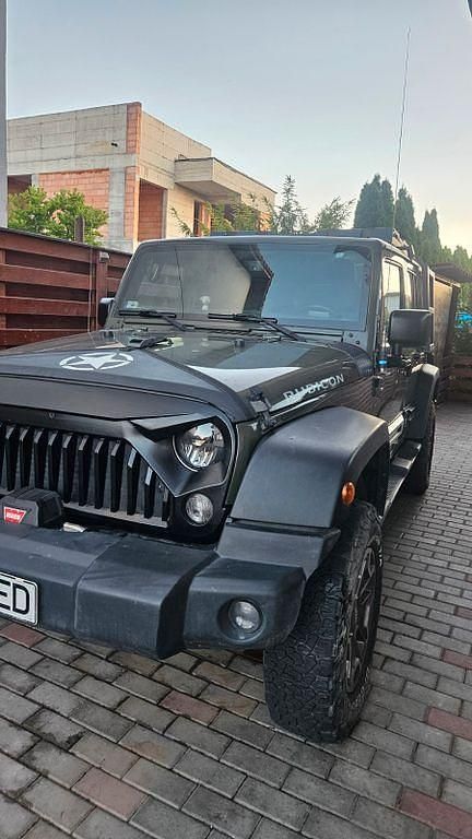 Grün Gebraucht 2015 Jeep Wrangler Rubicon SUV | 28.500 € (Teuer) - Bild 1/4