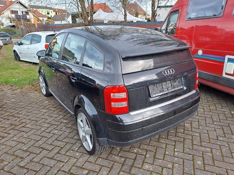Gebraucht Audi A2 75 PS (55 kW) 2001 Schwarz Kleinwagen