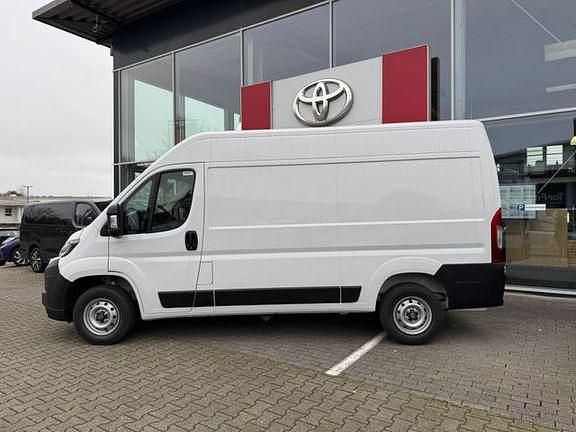 Gebraucht Toyota Proace 140 PS (102 kW) 2024 Icy white Van / Kleinbus