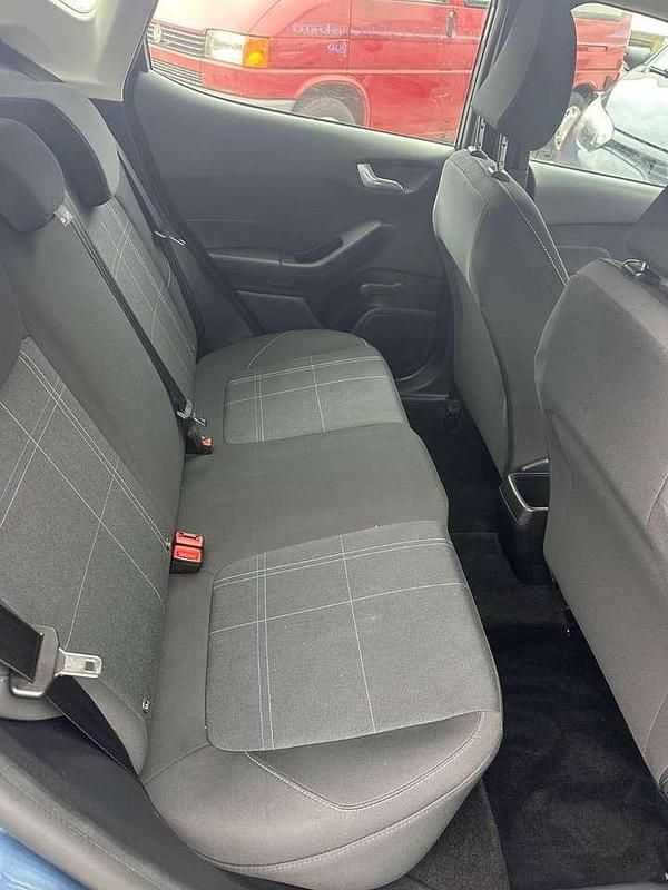 Gebraucht Ford Fiesta Cool & Connect 86 PS (63 kW) 2019 Blau Kleinwagen