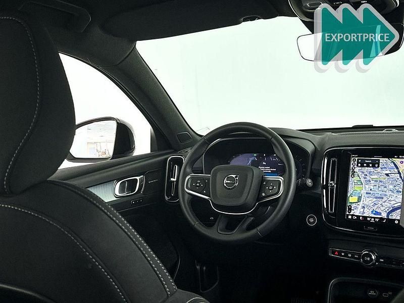 Gebraucht Volvo XC40 Plus 177 PS (130 kW) 2024 Blau SUV