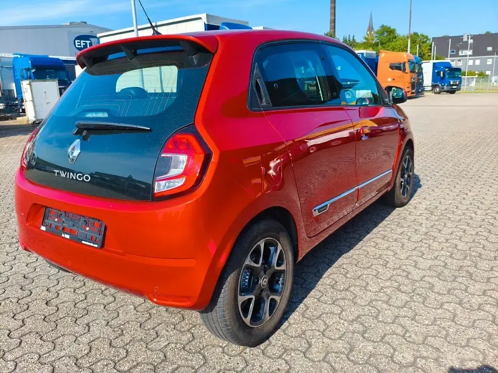 Gebraucht Renault Twingo Intens 73 PS (53 kW) 2019 Rot Kleinwagen