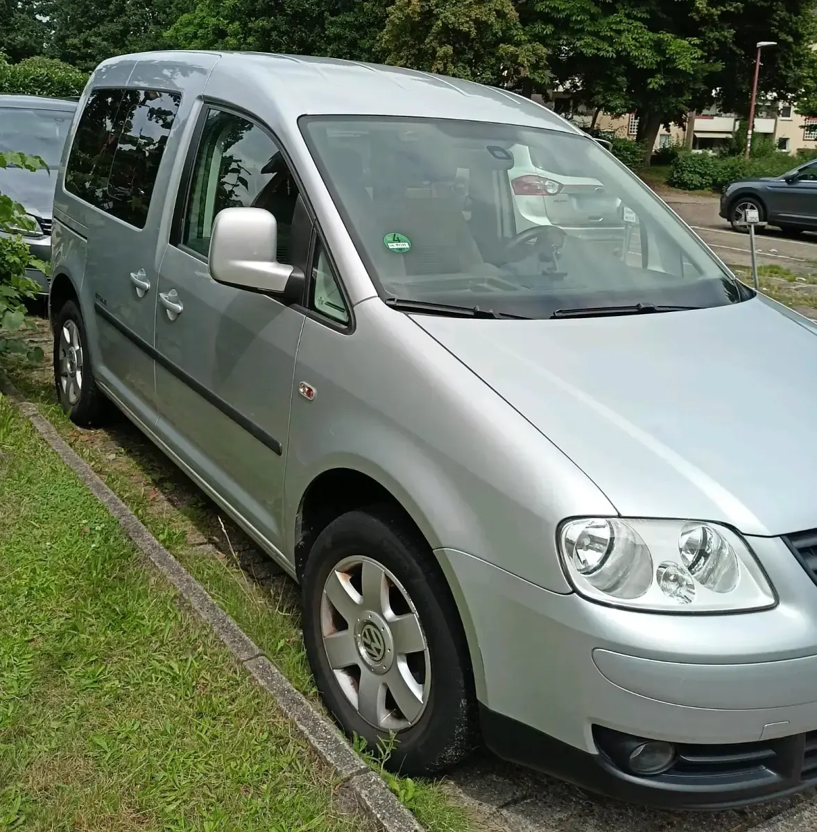 Gebraucht VW Caddy Life 2008 Grau Van / Kleinbus