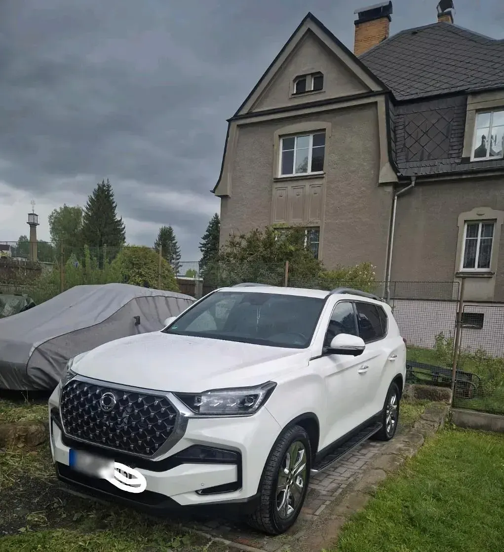 Gebraucht SsangYong Rexton Sapphire 203 PS (149 kW) 2023 Weiß SUV