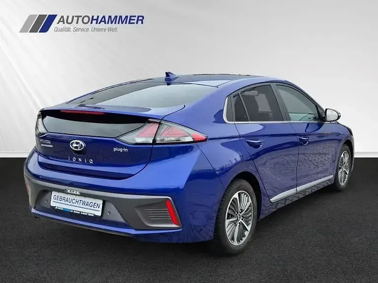 Gebraucht Hyundai Ioniq Style 141 PS (103 kW) 2022 Blau Kleinwagen