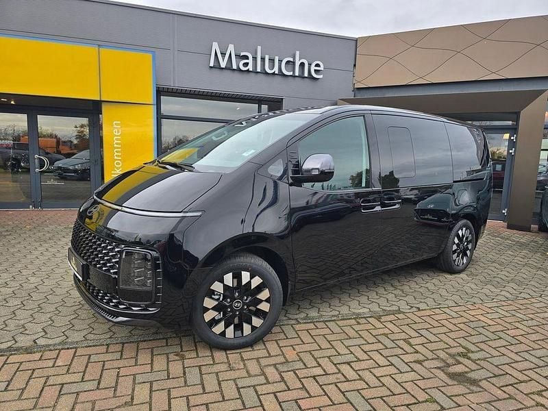 Neu Hyundai Staria Signature 224 PS (164 kW) 2025 Abyss black / mic Van / Kleinbus