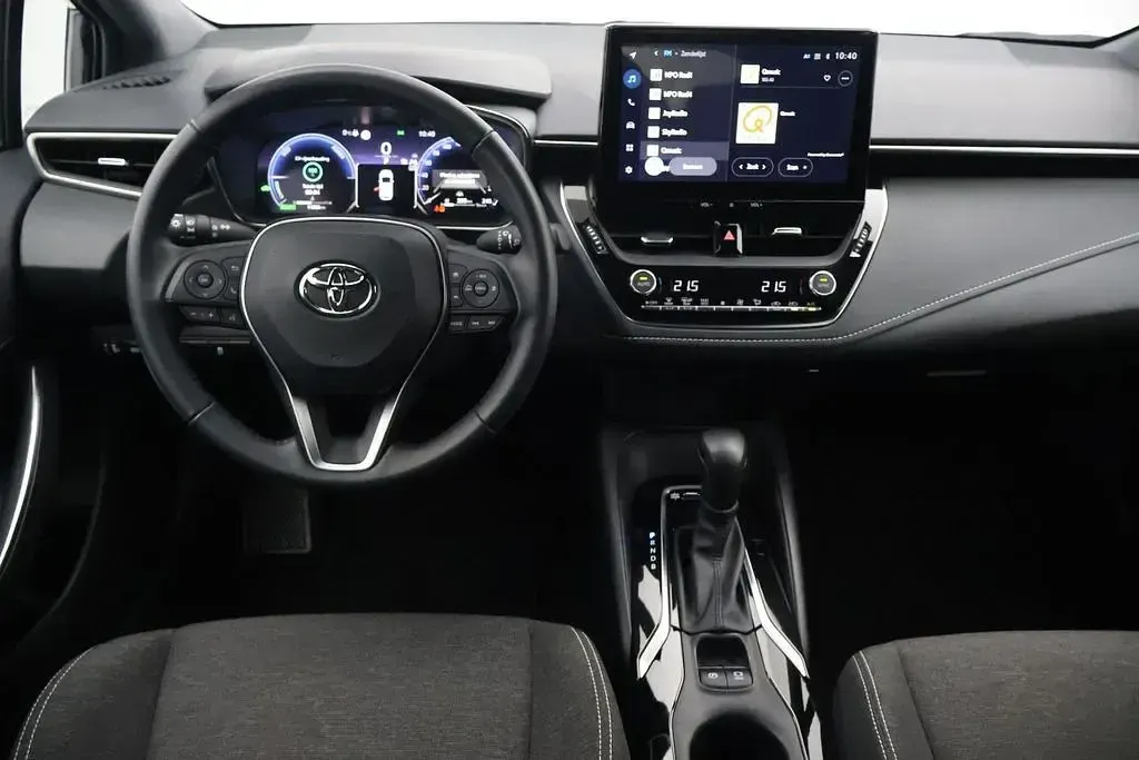 Gebraucht Toyota Corolla Hybrid Active 140 PS (102 kW) 2024 Schwarz Limousine