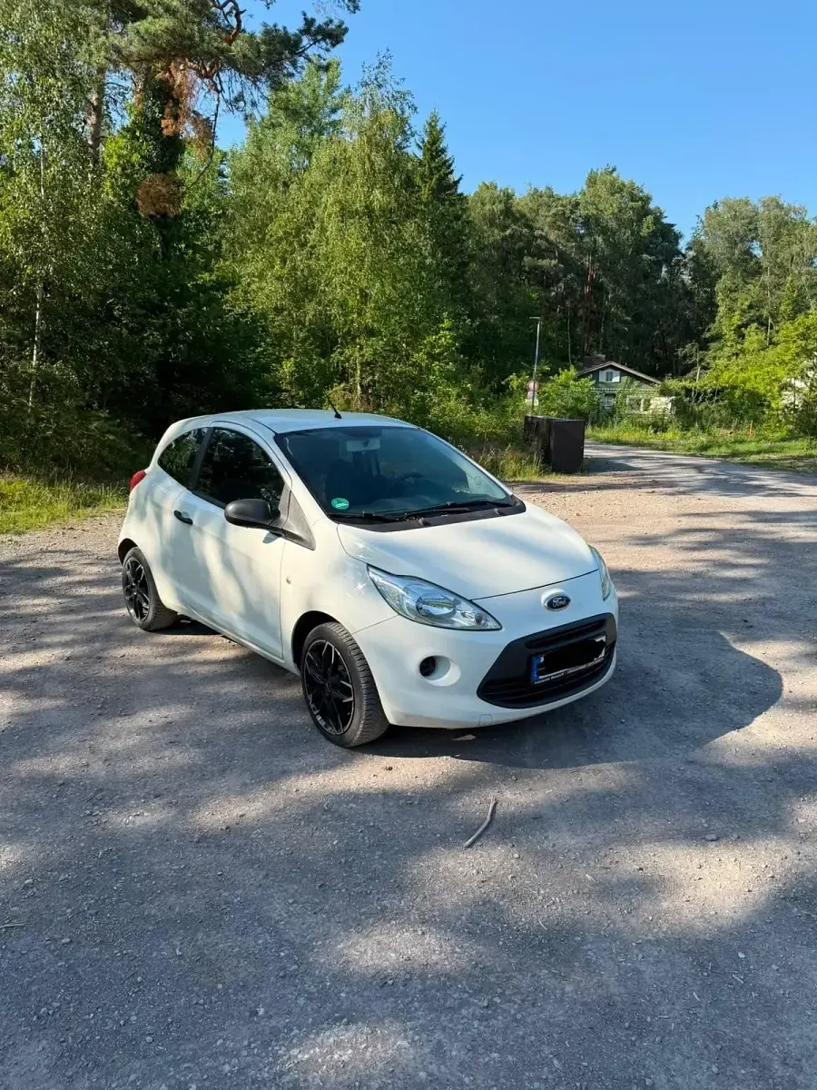 Gebraucht Ford Ka 69 PS (50 kW) 2012 Weiß Kleinwagen