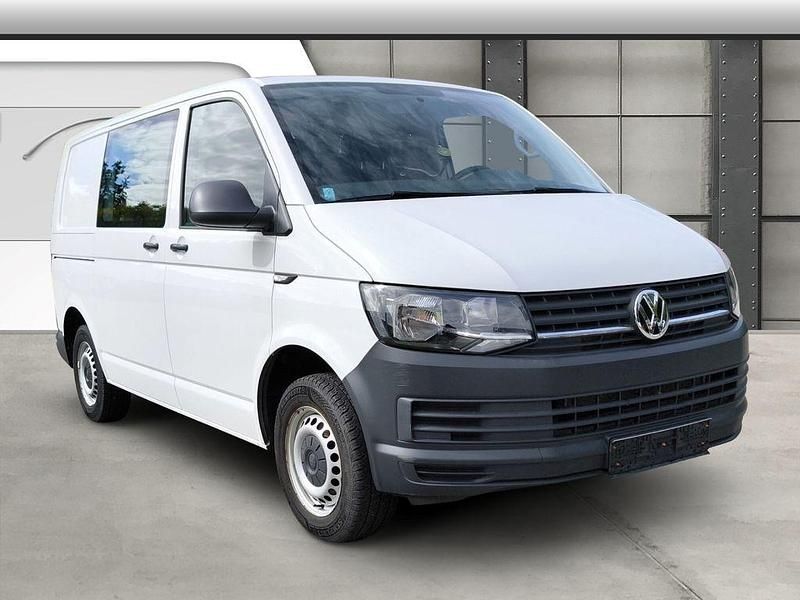 Gebraucht VW T6 150 PS (110 kW) 2018 Weiß candyweiß Van