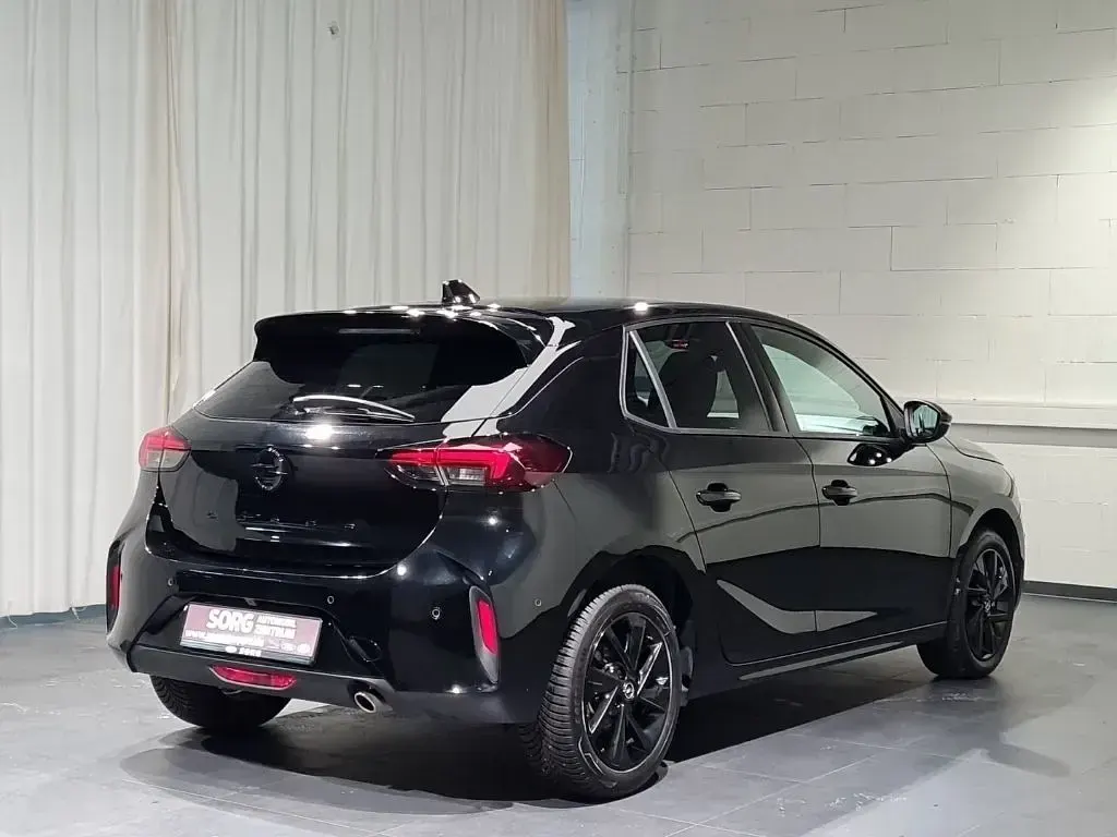 Gebraucht Opel Corsa 101 PS (74 kW) 2025 Schwarz Kleinwagen