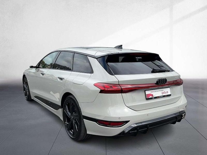 Gebraucht Audi e-tron Ambiente 369 kW (503 PS) 2025 Siambeige metallic SUV