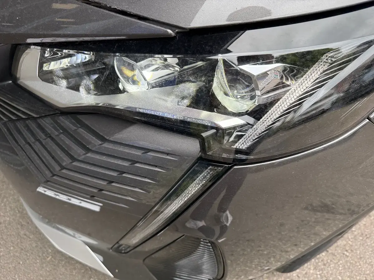 Gebraucht Peugeot 3008 GT 224 PS (164 kW) 2022 Grau SUV