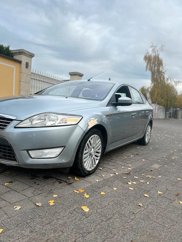 Gebraucht Ford Mondeo 140 PS (102 kW) 2007 Silber Limousine