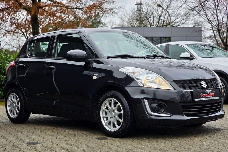Gebraucht Suzuki Swift Comfort 75 PS (55 kW) 2015 Schwarz Kleinwagen