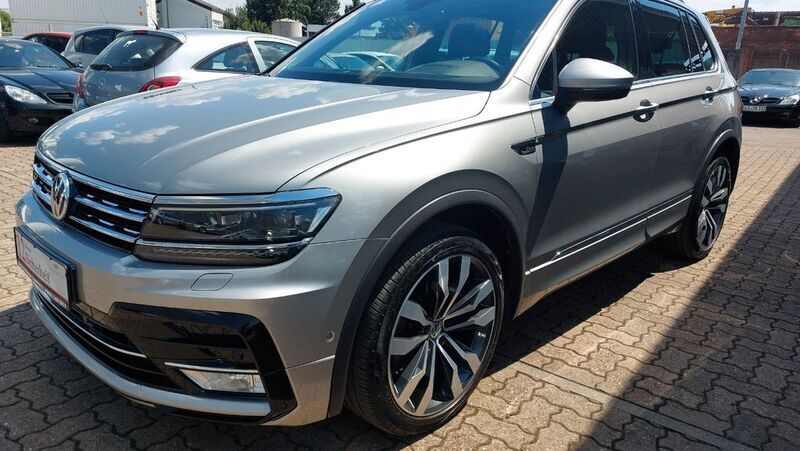Silber Gebraucht 2016 VW Tiguan R-line SUV | 22.990 € (Guter Preis) - Bild 1/4