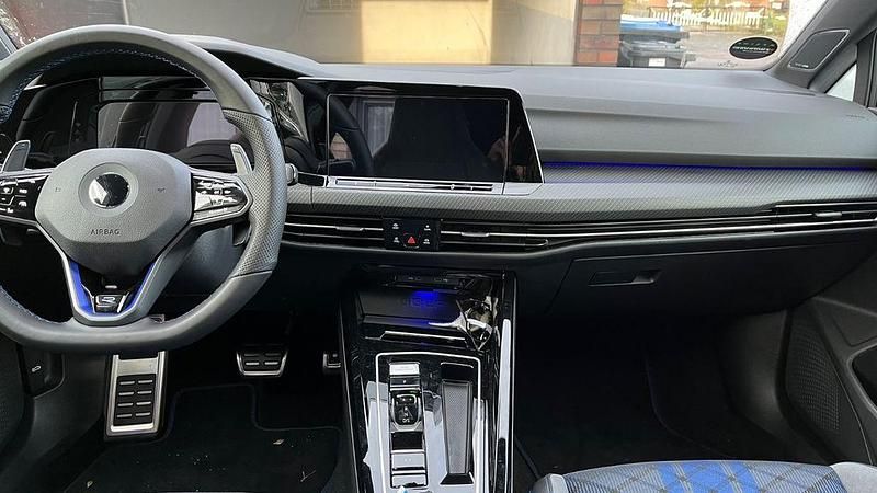 Gebraucht VW Golf VIII R 320 PS (235 kW) 2022 Blau Kombi