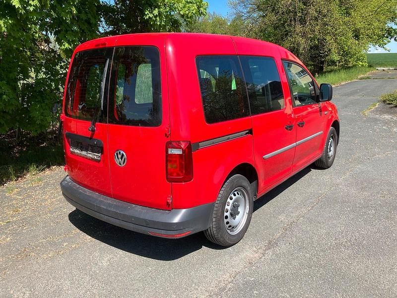 Gebraucht VW Caddy 75 PS (55 kW) 2017 Rot Van / Kleinbus