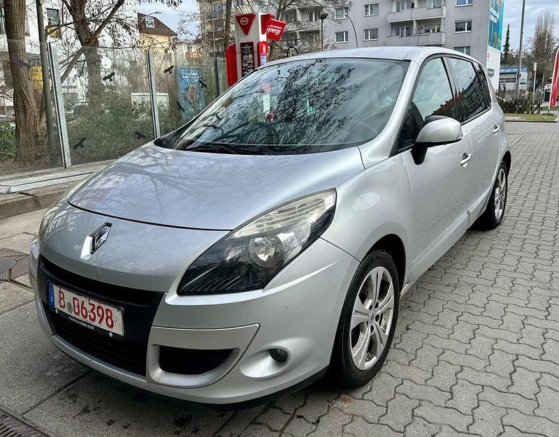 Gebraucht Renault Scénic III Dynamique 110 PS (80 kW) 2010 Grau Van / Kleinbus