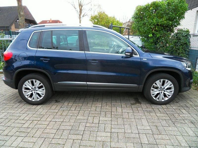 Night blue Gebraucht 2013 VW Tiguan Life SUV | 8.500 € (Guter Preis) - Bild 1/4