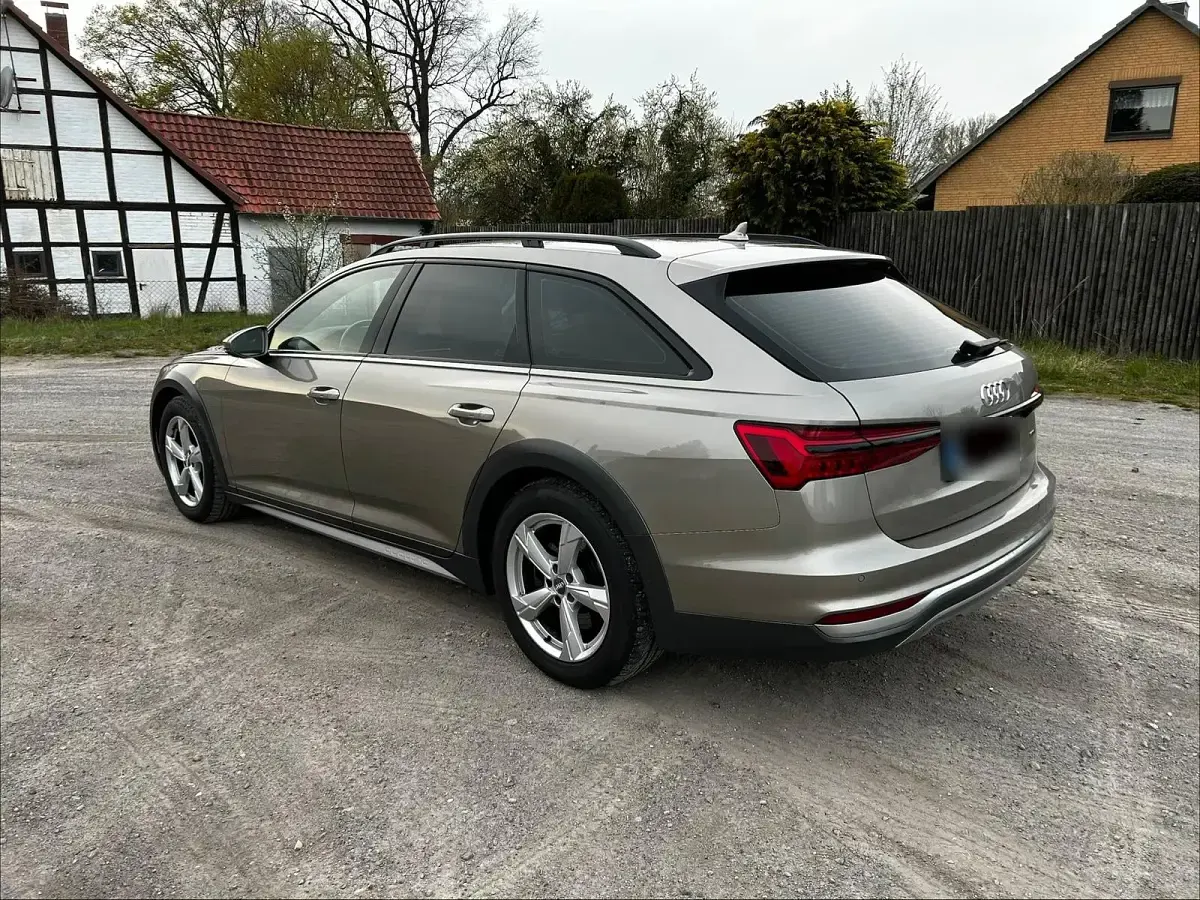 Gebraucht Audi A6 Allroad 286 PS (210 kW) 2020 Gold Kombi