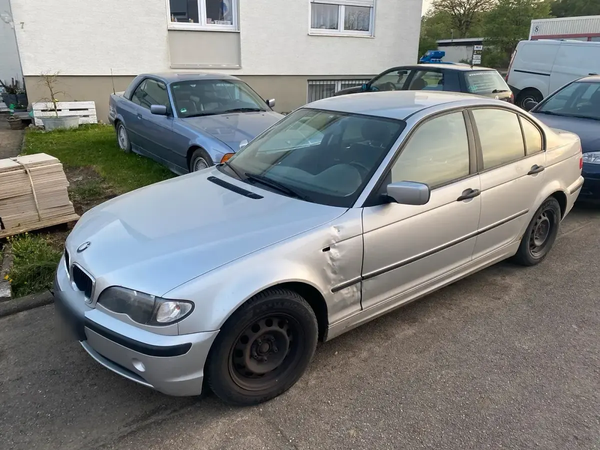 Gebraucht BMW 316 116 PS (85 kW) 2002 Silber Limousine