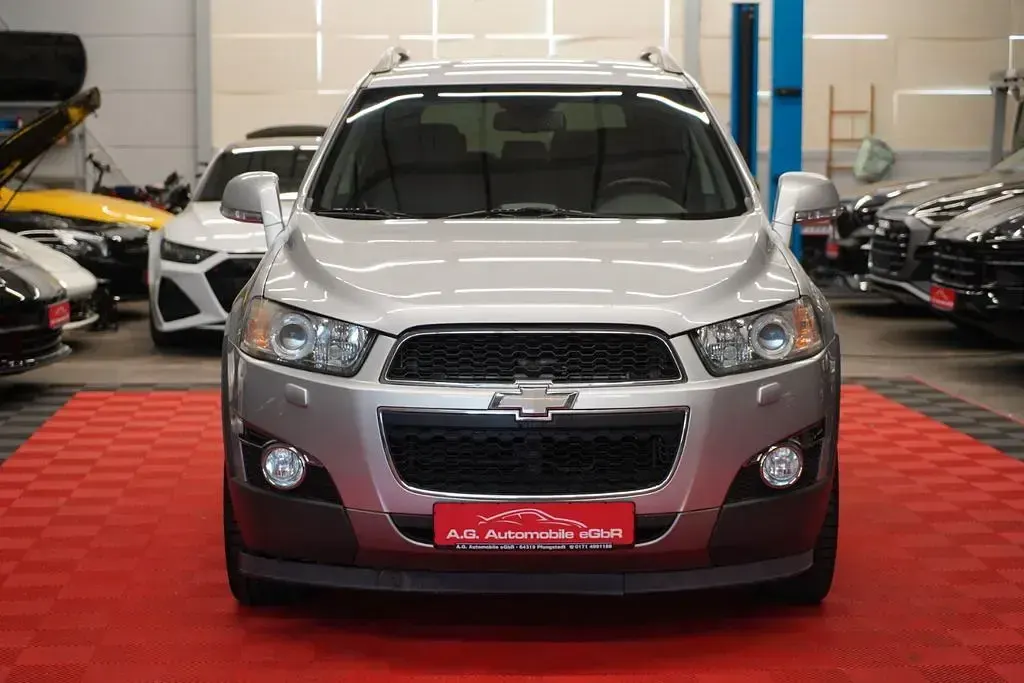 Gebraucht Chevrolet Captiva 184 PS (135 kW) 2012 Silber SUV