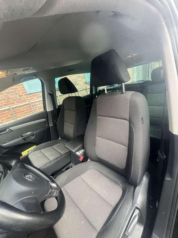 Gebraucht VW Sharan Comfortline 140 PS (102 kW) 2012 Schwarz Van / Kleinbus