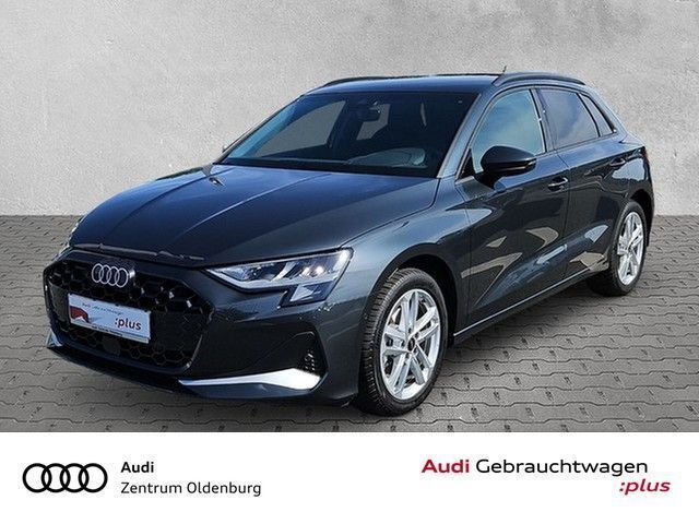 Grau Gebraucht 2024 Audi A3 Sportback Advanced Limousine | 38.979 € (Etwas zu teuer) - Bild 1/4