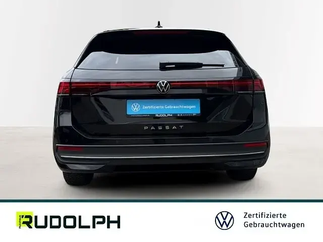 Gebraucht VW Passat Business 150 PS (110 kW) 2025 Schwarz Kombi