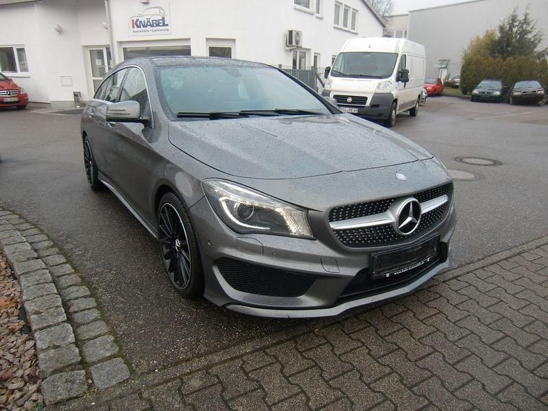 Gebraucht Mercedes CLA220 Shooting Brake 177 PS (130 kW) 2016 Grau Kombi