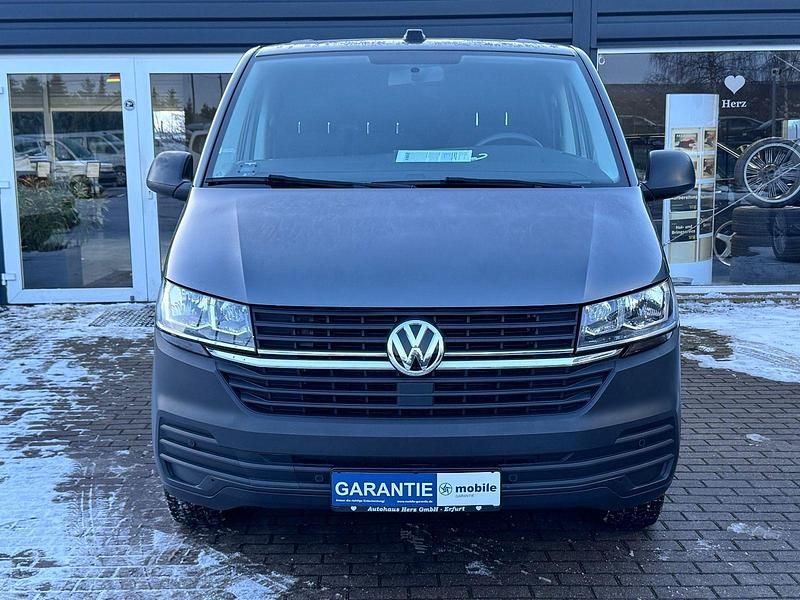 Gebraucht VW Caravelle 150 PS (110 kW) 2021 Indiumgrau Van / Kleinbus