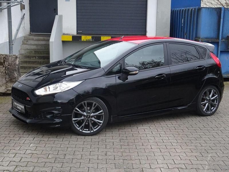 Gebraucht Ford Fiesta ST-Line 101 PS (74 kW) 2016 Schwarz Limousine