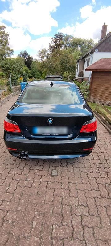 Blau Gebraucht 2006 BMW 523 Limousine | 3.100 € (Guter Preis) - Bild 1/4
