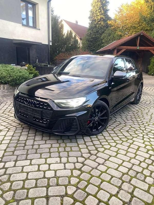 Gebraucht 2022 Audi A1 Sportback Black Edition Kleinwagen | 25.500 € (Guter Preis) - Bild 1/4
