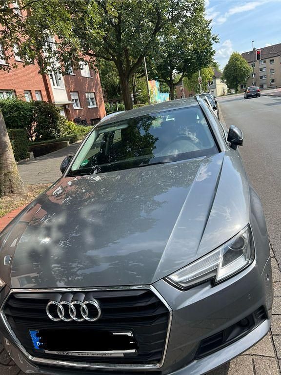 Gebraucht Audi A4 150 PS (110 kW) 2016 Grau Kombi