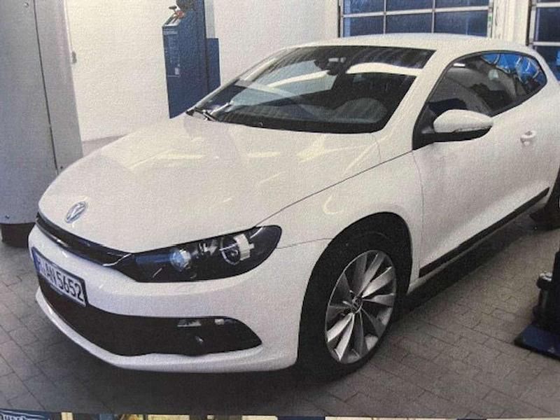 Weiß Gebraucht 2011 VW Scirocco Coupé | 6.500 € (Fairer Preis) - Bild 1/3